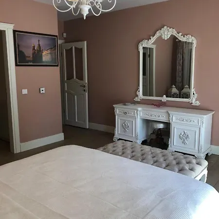 빌라 Luxury To Rent 말마리스