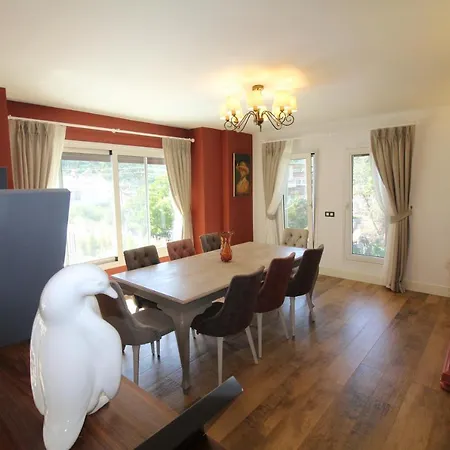 Luxury To Rent *
